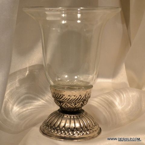 CLEAR GLASS METAL FITTING CANDLE HOLDER