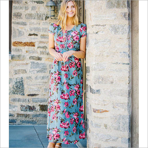 Ladies Cap Sleeve Crochet Bodice Printed Maxi Dress Size: Small