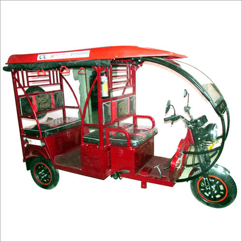 Rechargeable Battery Rickshaw Displacement: 435 Cc