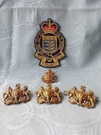 Military Badges Badge Type: Pin