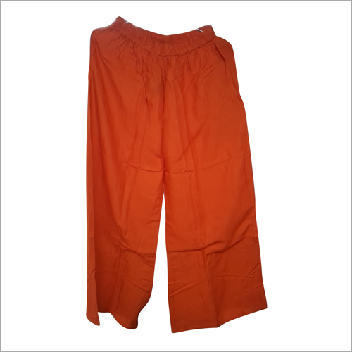Ladies Plain Capri