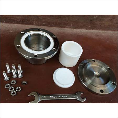 autoclave nut and bolt type