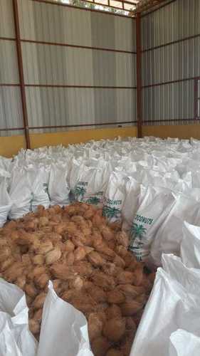 India Dry Coconut