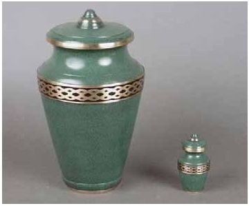 Arcadia Cremation Urn