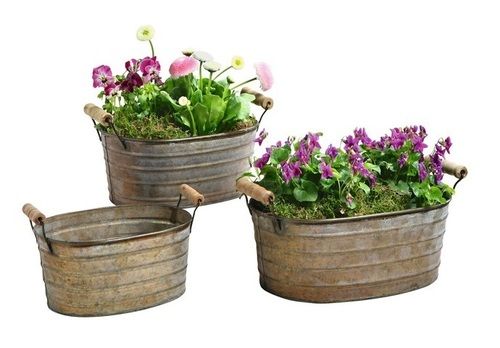 Set of 3 Planters With Wooden Handles