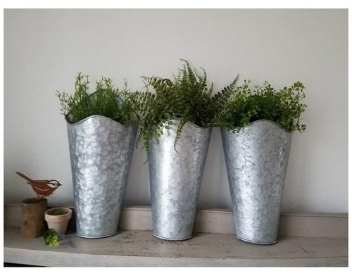 Silver Galvanized Wall Pockets Planter At 25 To 50 Usd Piece In Moradabad Id C5076423 - Galvanized Wall Pocket Planters