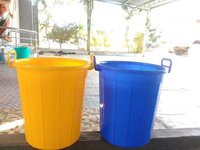 Plastic dustbin 35 liters