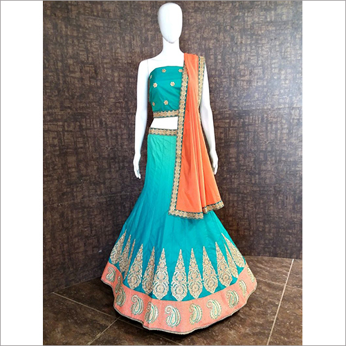 Ladies Embroidered Unstitched Ghagra Choli Material