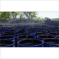 Industrial Bitumen Oil - 0.9 G/cm3 Density, High Viscosity Liquid For Road Construction & Waterproofing Applications, Packed In Protective Metal Drums