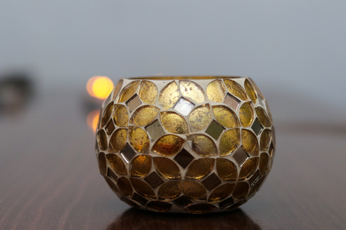 मोज़ेक हाथ मन्नत बना दिया