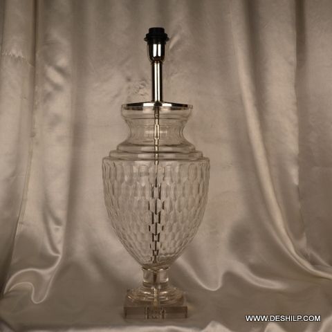 CRYSTAL CUTTING GLASS TABLE LAMP