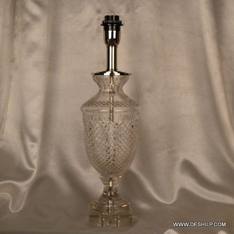 CRYSTAL GLASS TABLE LAMP