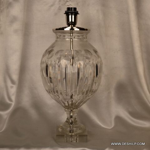 BIG CRYSTAL GLASS TABLE LAMP