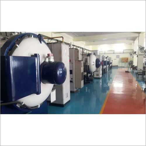 Industrial Commercial Vacuum Furnace - 1000 Kg/hr Capacity Multi-Color 380 Volt Easy to Use Rust Proof Quality