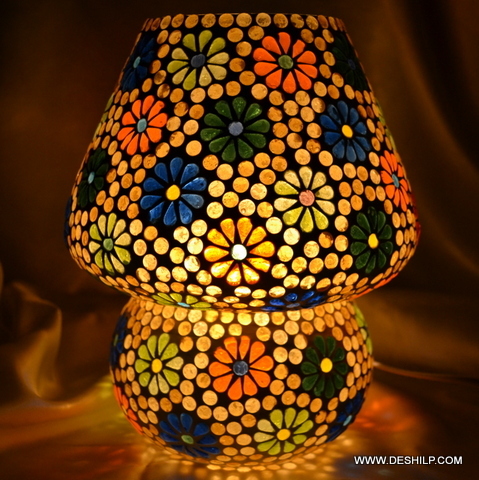 YELLOW EFFECT TABLE LAMP WITH MOSAIC FINISH