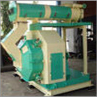 Cream And Green Horizontal Cattle Feed Pellet Mill