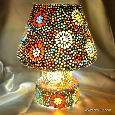 Noorcraft Mosaic Table Glow - Color: Multicolor