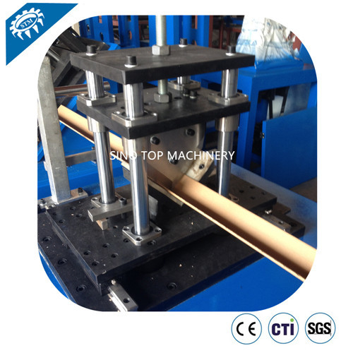 Fast Running Cardboard Edge Protector Machine