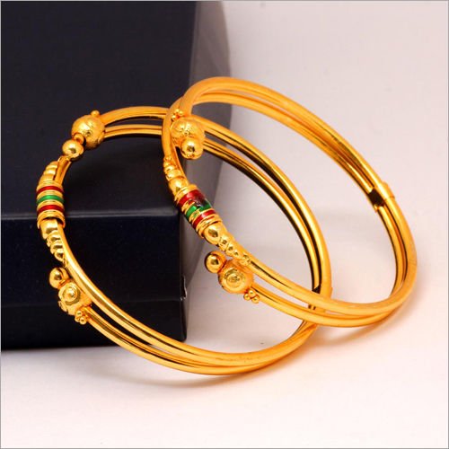 Ladies Gold plated Bangle