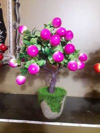 Lingonberry Decorative Show Pieces