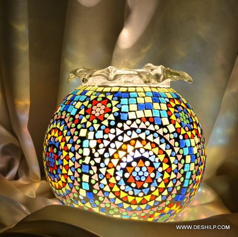 HANDMADE DESIGNER GLASS TABLE LAMP