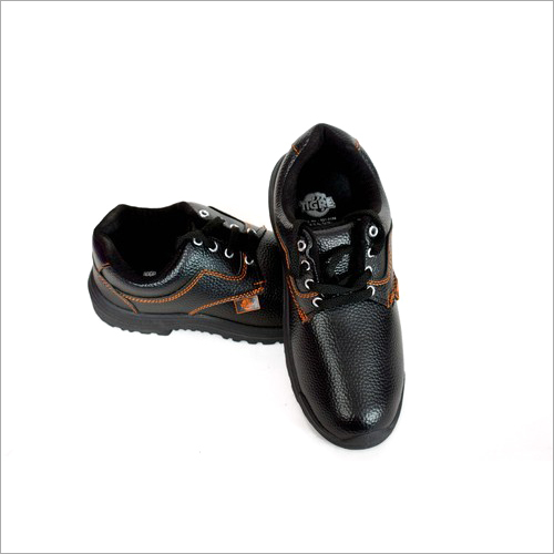 safety shoes bata price