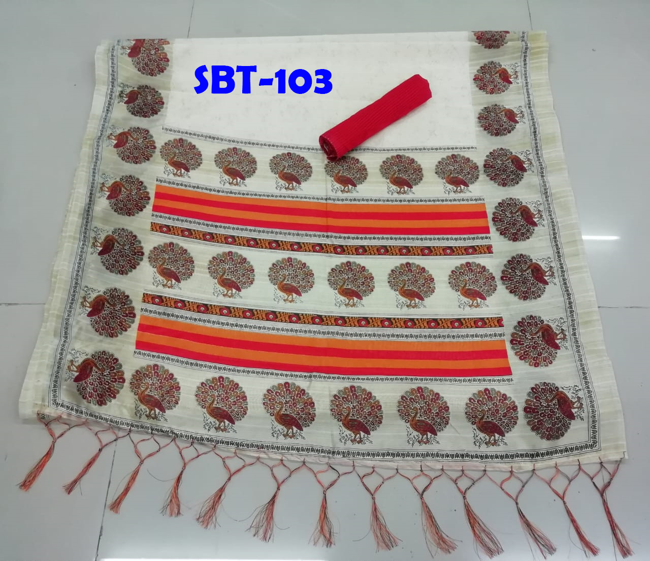 Presenting Art Silk Printed Saree