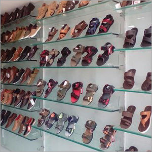 Chappal display online stand