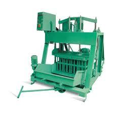 Hollow block making machine