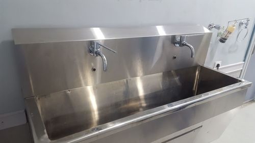 Scrub Sinks