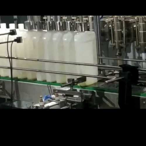 Liquide filling machine
