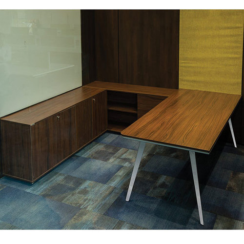 Desking Series