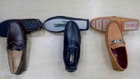 Branded Sleepers  Loafers  Sports shoes with bill