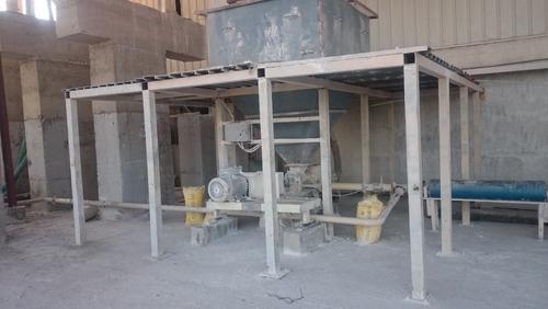 Pneumatic feeding silo Pneumatic feeding silo