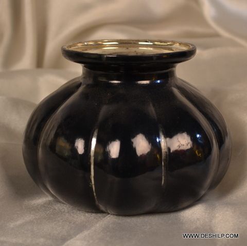 LOTA SHAPE GLASS CANDLE HOLDER