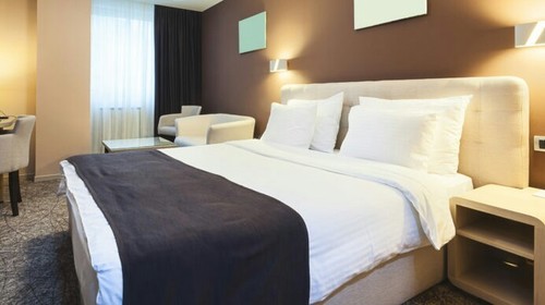Hotel Pest Control Service By MANZIL PEST CONTROL PVT LTD
