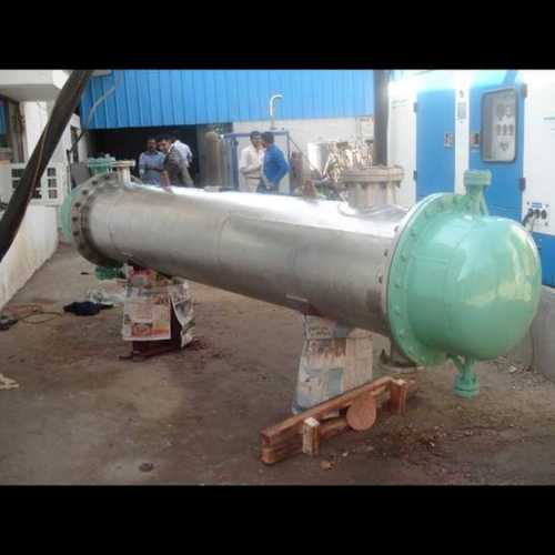 Stainless Steel Condenser Liquid Flow Rate: 10 - 1000 Lpm G/S