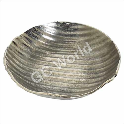 Metal Waves Dish