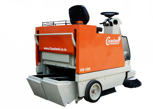Battery Operated Cleaning Machine