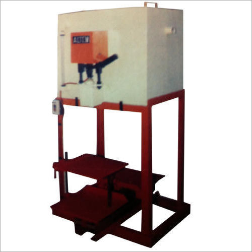 5 Ltr Semi Automatic Tin Filling Machine