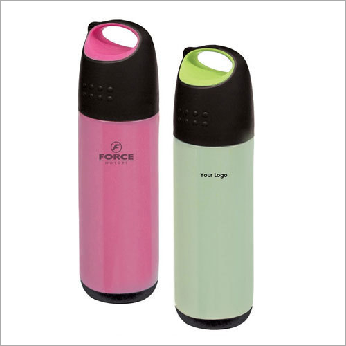 Insulated Water Bottle - Plastic Body, 550 ml Capacity | Round Shape, Pull-Ring Sealing, Stainless Steel Inner, Microwave Safe, Ideal for Tours, Picnics, Offices, and Homes