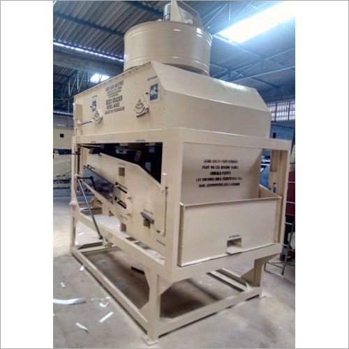 Pulses Cleaning Machine