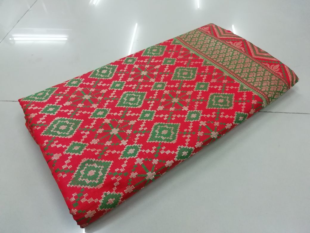 Tejashwi Banarasi saree