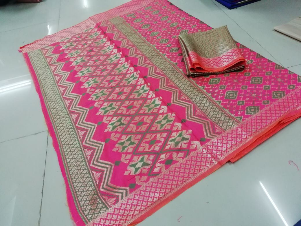 Tejashwi Banarasi saree