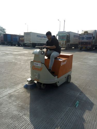 Battery Operated Sweeping Machine for Floor