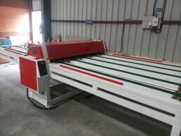 Silver And Red Flatbed Die Cutting Machine