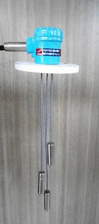 Conductivity Type Level Switch