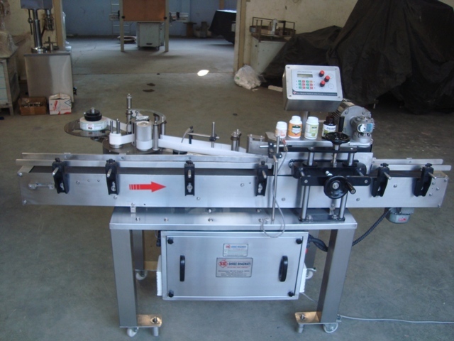 Semi-Automatic Semi Automatic Self Adhesive Sticker Labelling Machine