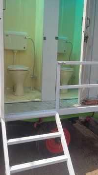 Bio mobile toilet van 4 seater