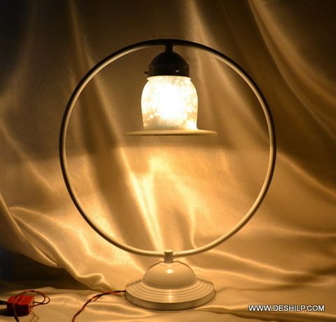 ANTIQUE SHAPE GLASS TABLE LAMP WITH MOSAIC FINISH